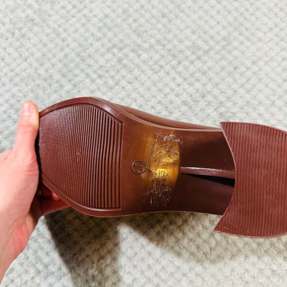 Jeffrey Campbell Women's Hurricane Shiny Block Heeled Chelsea Rain Maroon 10 - Picture 6 of 7